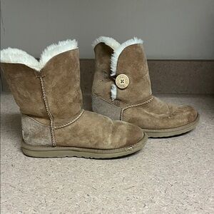 UGG Tan Moccasins with Cream Fur Lining